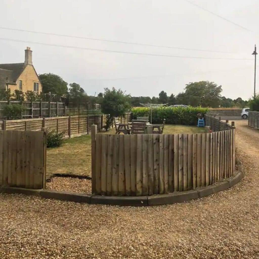 Property grounds 2, 2 Bed - Work - Holiday - Pets Welcome - Parking, Lincolnshire