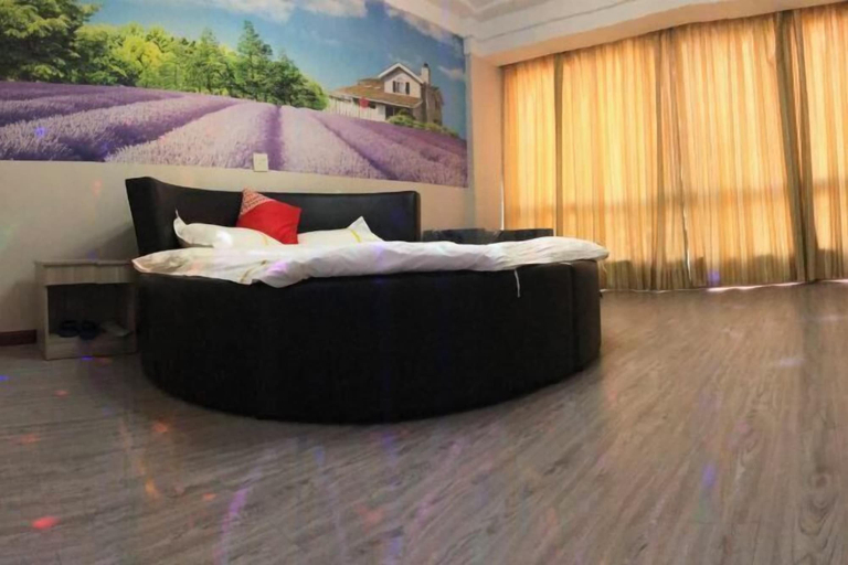 Bedroom 1, Blue Sen Hotel (Tiantai Mountain Scenic Area), Taizhou