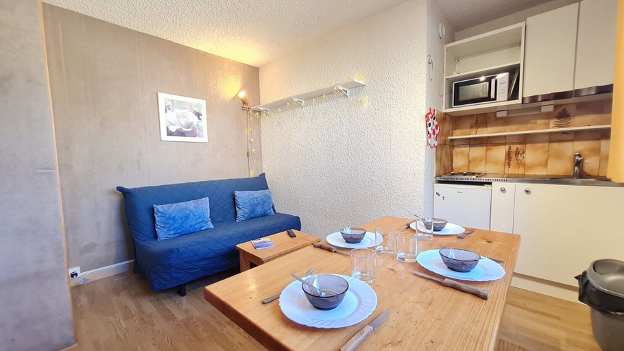 Living room 4, Compact & Convenient Alpine Stay, Isère