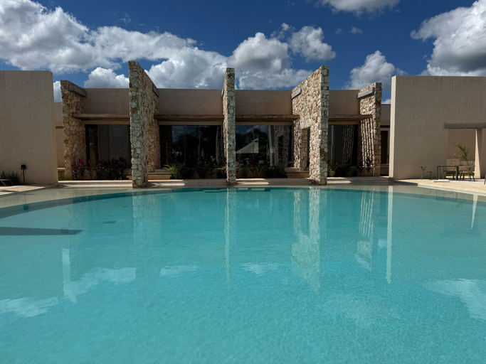 Sport & Beauty 2, LJs Chichikan Eco Luxury Retreat, Valladolid