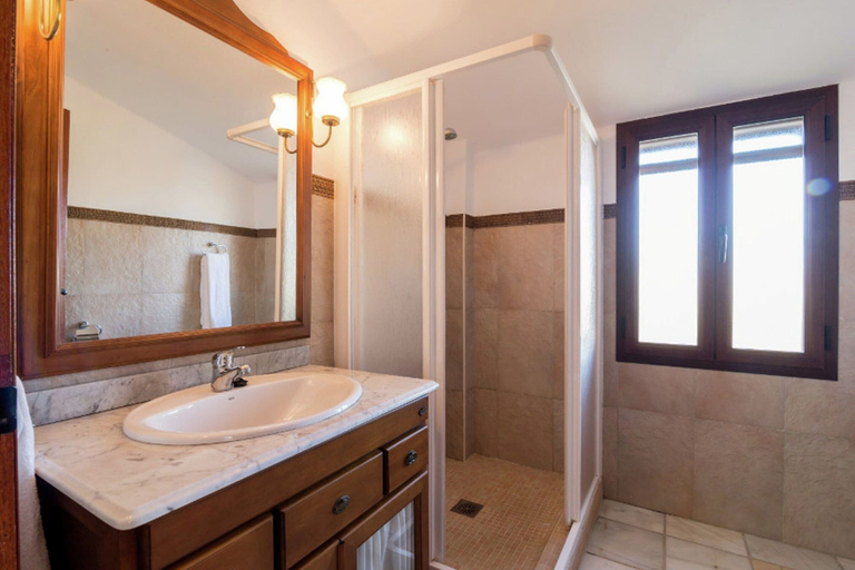 Bathroom 5, Pet-friendly Ibipozo Getaway, Jaén