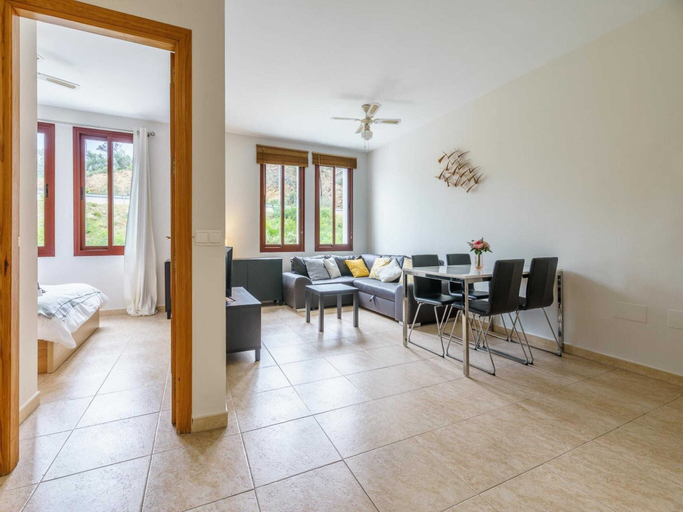 Living room 4, Apartment Directly on the Boulevard of La Cala, Málaga