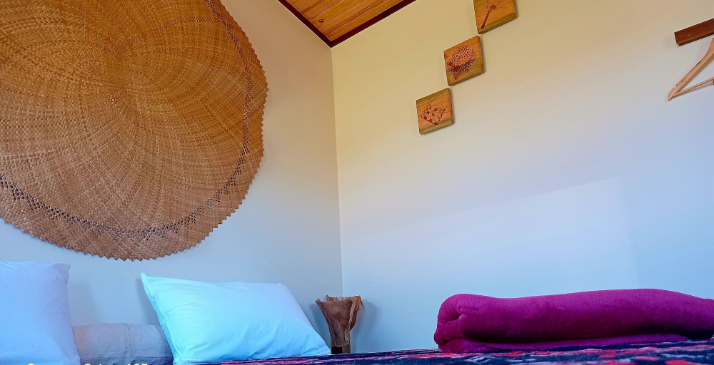 Bedroom 2, Fare atihau vairao