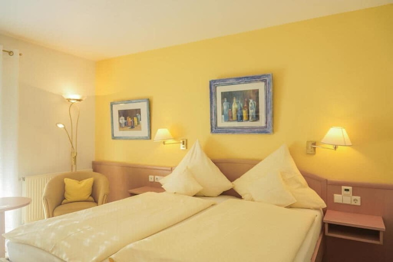 Bedroom 4, Hotel In der Breite, Zollernalbkreis