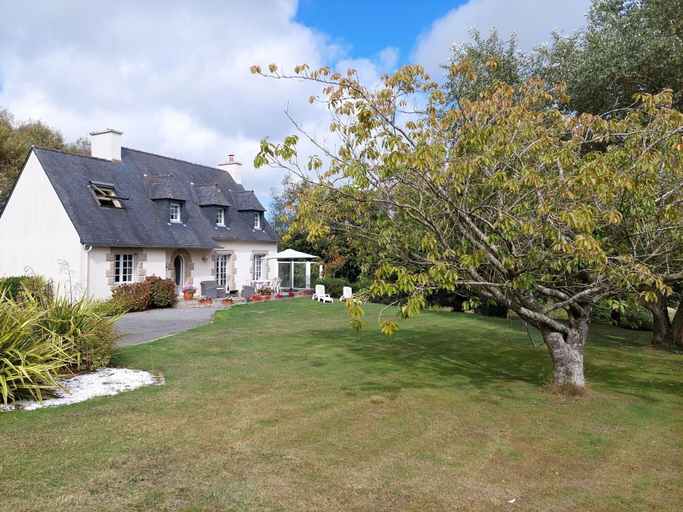 Exterior 3, Holiday Home in Brittany Near Penze River, Finistère