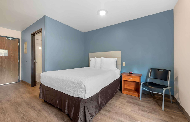 Bedroom 3, Extended Stay America Select Suites - Orlando - East, Orange