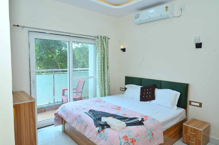 Room 5, Radha Krishna Heritage, Bellary