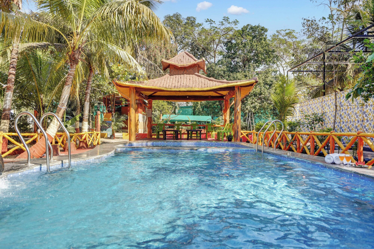 Pool 3, Falcon's Retreat, Pune