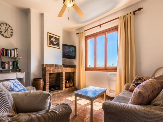 Living room 3, Spacious Villa in Alcudia With Pool, Baleares