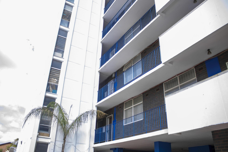 Room 5, 2 Bedroom Apartment in Upper Avenues - 2362, Harare
