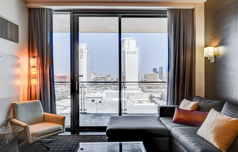 Interior 3, High Floor Mountain-views Studio Balcony Access, Clark