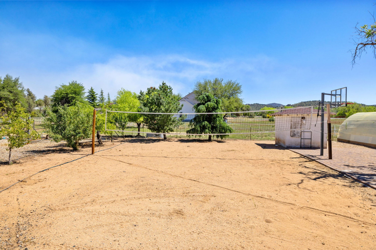 Room 2, Zebra Rustic Retreat 3BR Home on Zebra Ranch, Yavapai