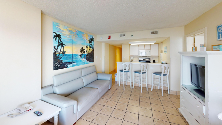 Interior 2, Atlantica 602, Horry