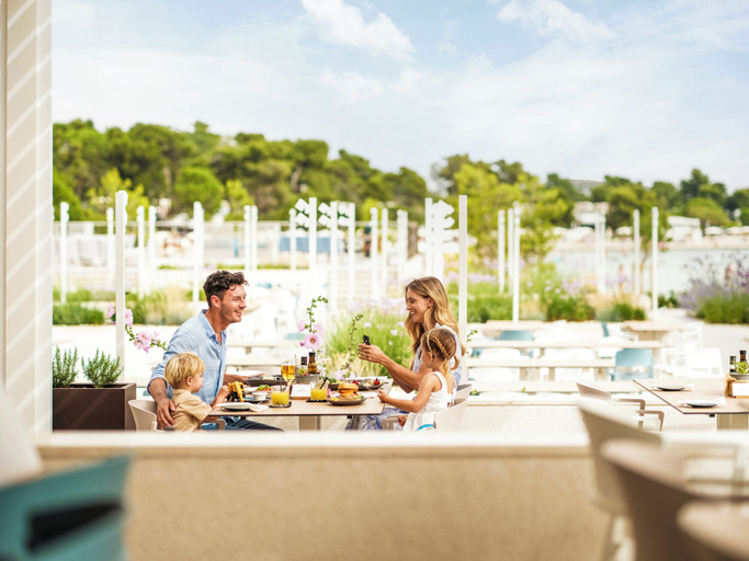 Restaurant 5, Zaton Holiday Resort Glamping Village, Nin
