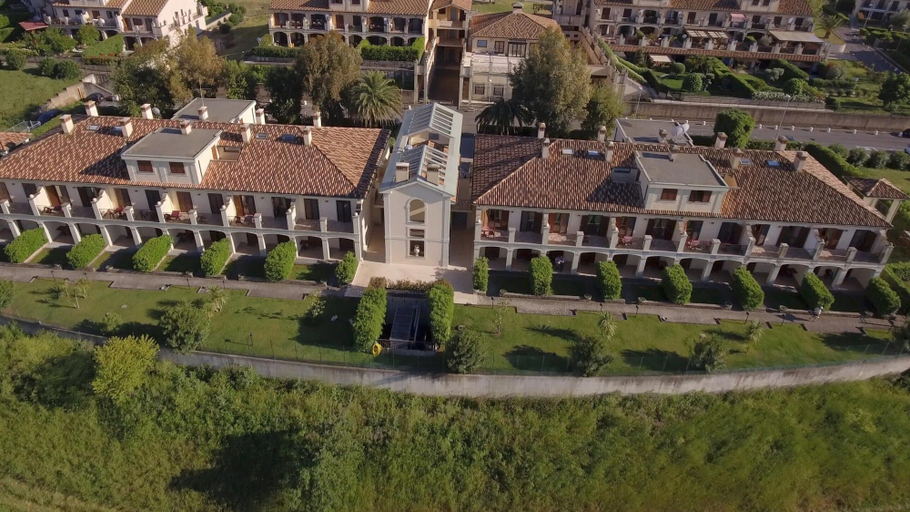 Exterior 3, Apartment in Roma by Marco Simone Golf, Rome