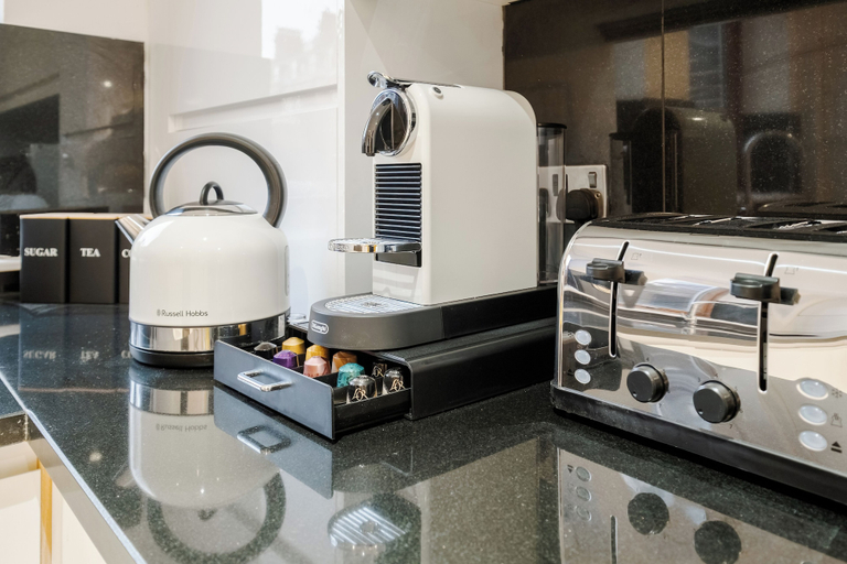 Others 5, LONDONERS│Marble Arch Serviced Apartments, London