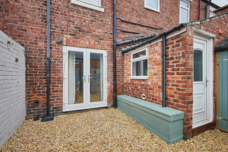 Room 3, Host Stay Simonside Terrace, Northumberland