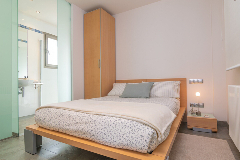 Room 2, Bohemi - Villa With Private Pool. Free Wifi, Baleares