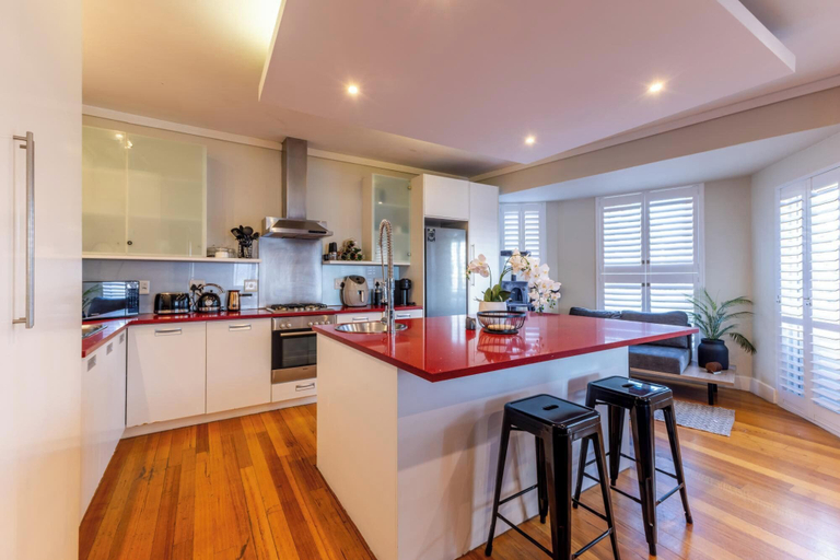Room 3, Sea Point View 3bed Apartment Cornerstone Place, City of Cape Town