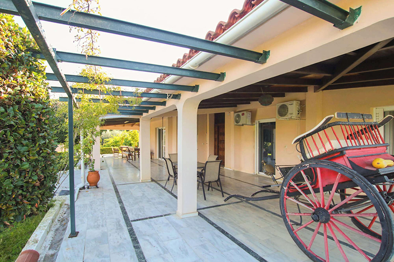 Room 4, Country House Filippos - Private Garden Escape, West Greece