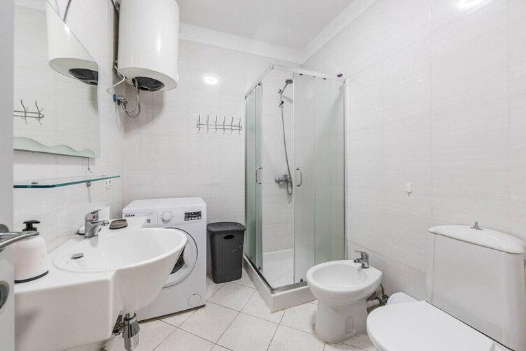 Others 4, Seaview Apartment in the Center of Saranda, Sarandës