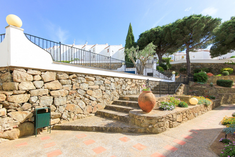 Garden 4, Apartment in Rosas Near Playa de Roses, Girona