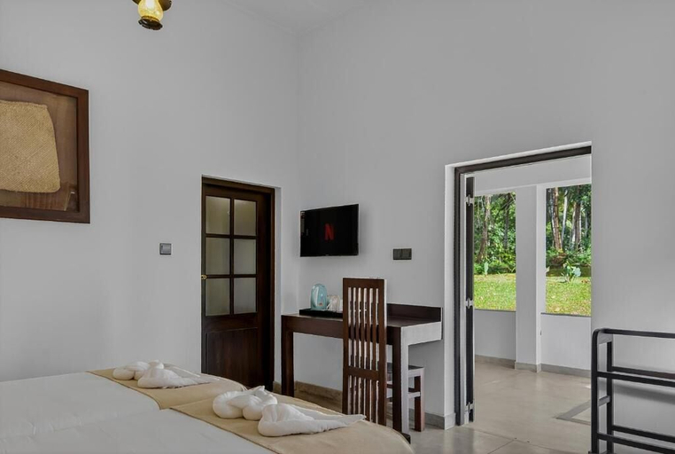 Room 4, The Tusker's Hideout, Alawwa