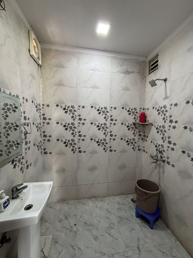 Bathroom 3, GoBravo 48 -2BHK Farm with Pool & Lawn Sector 150 Noida, Gautam Buddha Nagar