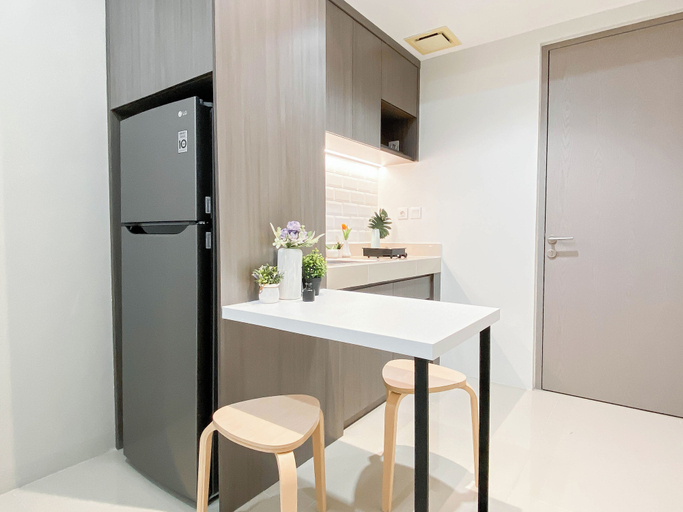 Interior 5, Comfy And Trendy 1Br At Vasanta Innopark Apartment, Cikarang