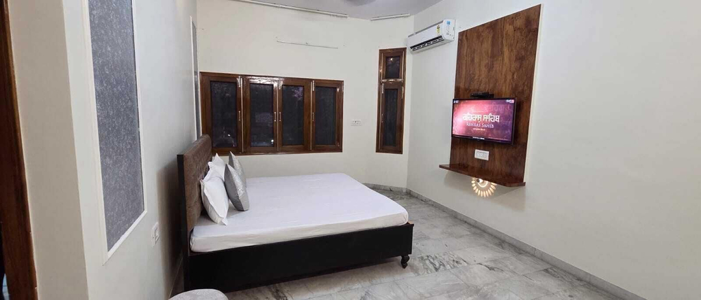 Room 4, Hotel Punjabi Haandi, Udham Singh Nagar