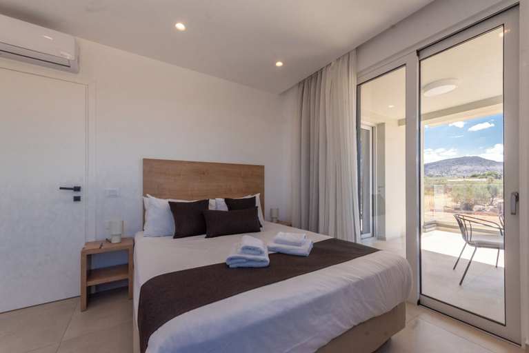 Room 4, Villa Eterna Okto in Analipsi, Crete