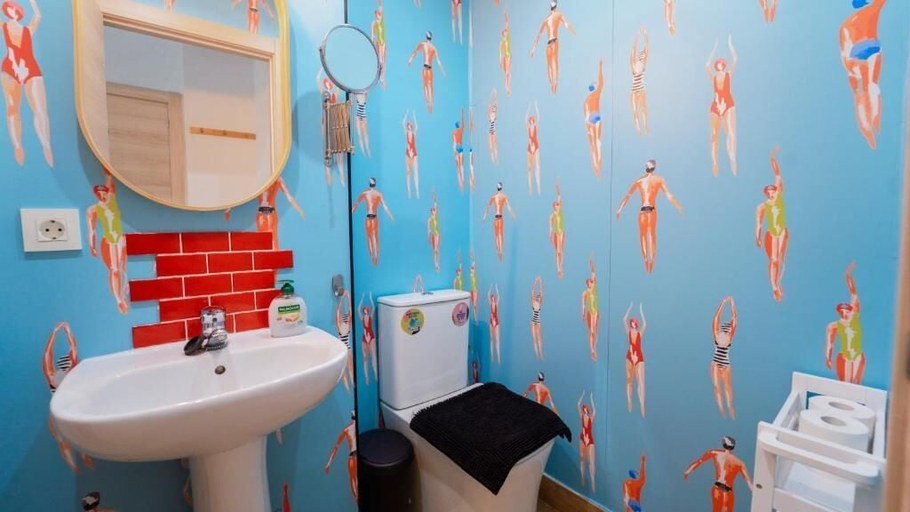 Bathroom 2, Guesthome Lemon & Green, Granada