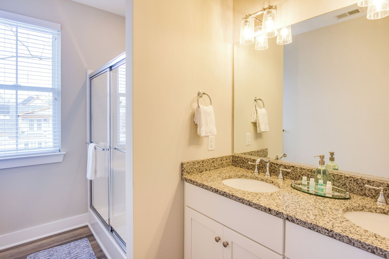 Bathroom 3, 519 The Great Neck House, Virginia Beach