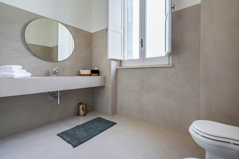 Bathroom 3, Vallone Apartments, Lecce