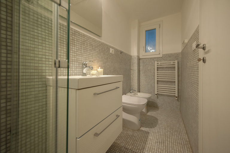 Bathroom 4, Fossi - Flo Apartments, Florence