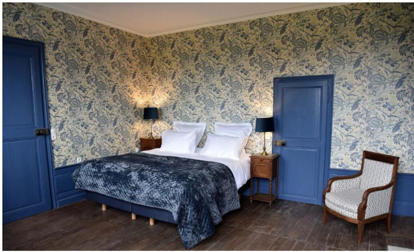 Bedroom 4, Domaine de la Briouse, Vienne