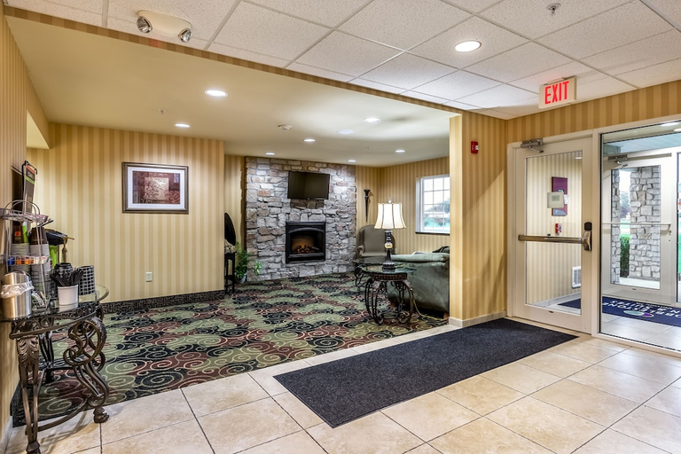 Public Area, Cobblestone Inn & Suites - Vinton, Benton