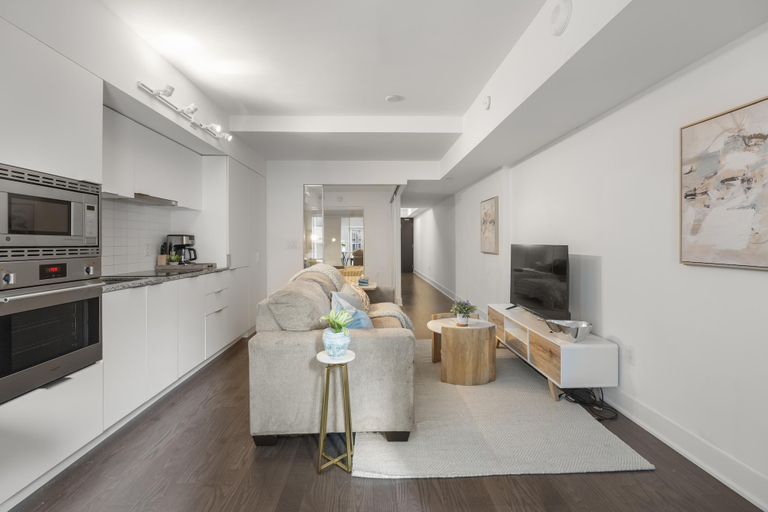 Others 5, Rivetstays - The Britt, Toronto