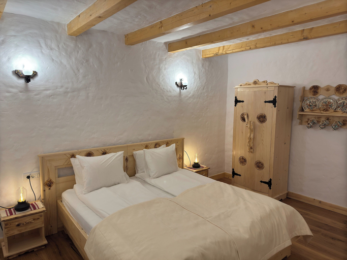 Bedroom 3, Andolia, Moieciu De Jos