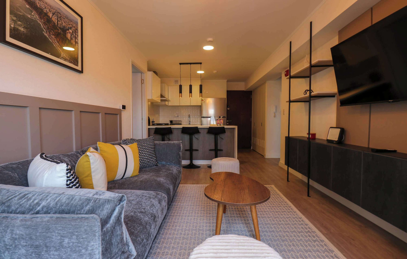 Room 4, w Marvelous 2BR With Balcony in Miraflores, Lima