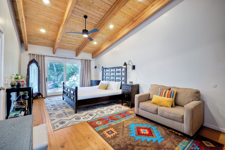 Interior 2, 3046 Skycrest Drive, San Diego