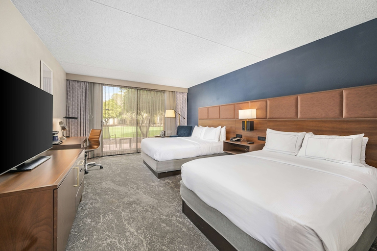 Bedroom 3, DoubleTree by Hilton Hotel Tucson - Reid Park, Pima