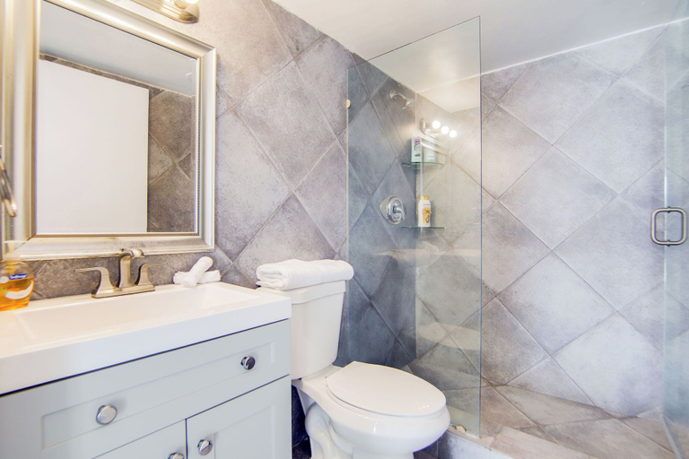 Bathroom 3, Collins 2 Bedroom with Free Parking by Deco 305, Miami-Dade
