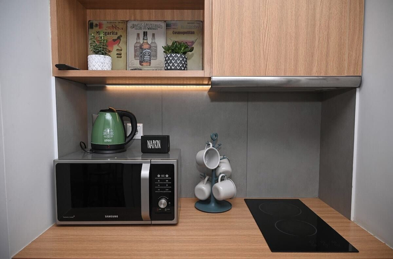 Room 3, Nueva Upscale by Neuvel, Attica