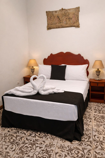 Room 5, Hotel Época, Maynas
