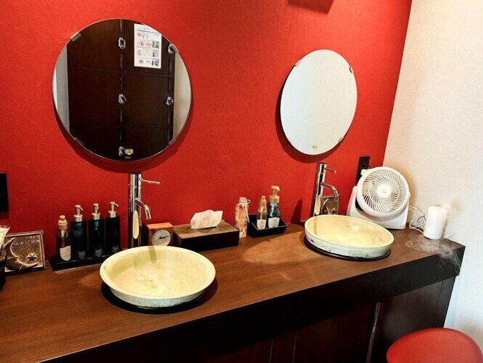Bathroom 4, Hotel Claire Higasa, Himeji