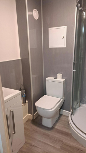 Bathroom, Central Sheffield 1-Bed, Sheffield