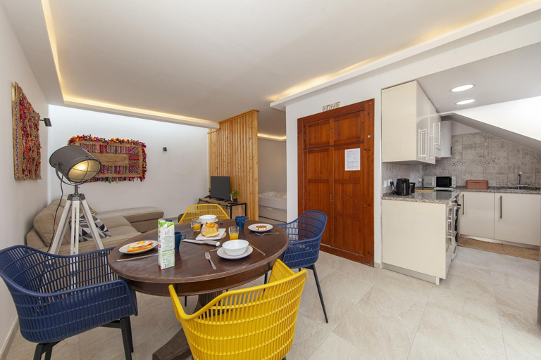 Room 3, A20 - Beco Luz Studio, Lagos