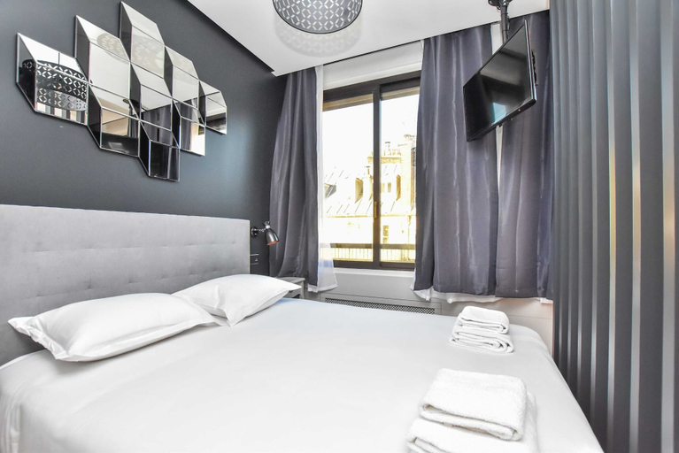 Primary image, Chic studio w jacuzzi - 2P - near Palais Garnier, Paris