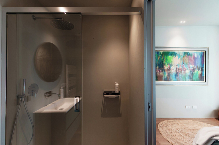 Bathroom 3, Villa Rossa, Como